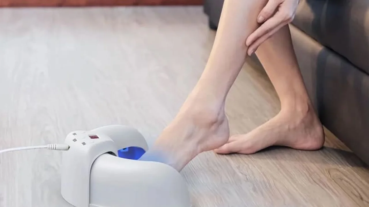 Lumora Beam Review: A Drug-Free, UV-Powered Breakthrough for Nail Fungus in 2026